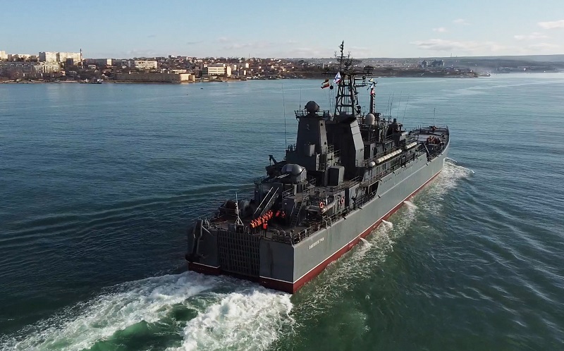 تركيا: روسيا ألغت عبور سفنها الحربية إلى البحر الأسود