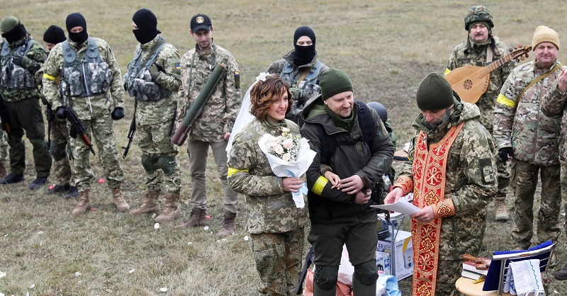  زواج أوكراني تحت القصف الروسي 