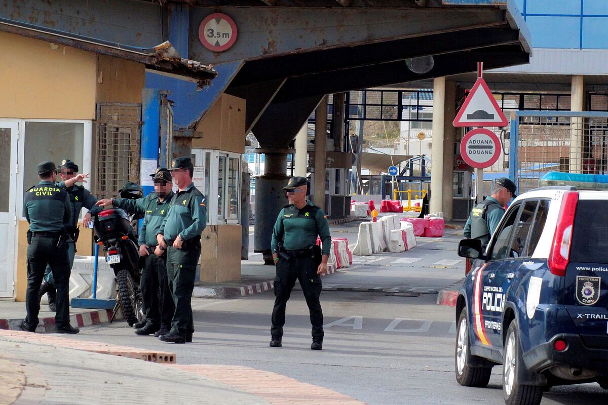 مفوضية الحكومة الإسبانية في سبتة: لا اتفاق على موعد لفتح الحدود.. ولا زالت هناك ملفات عالقة مع المغرب