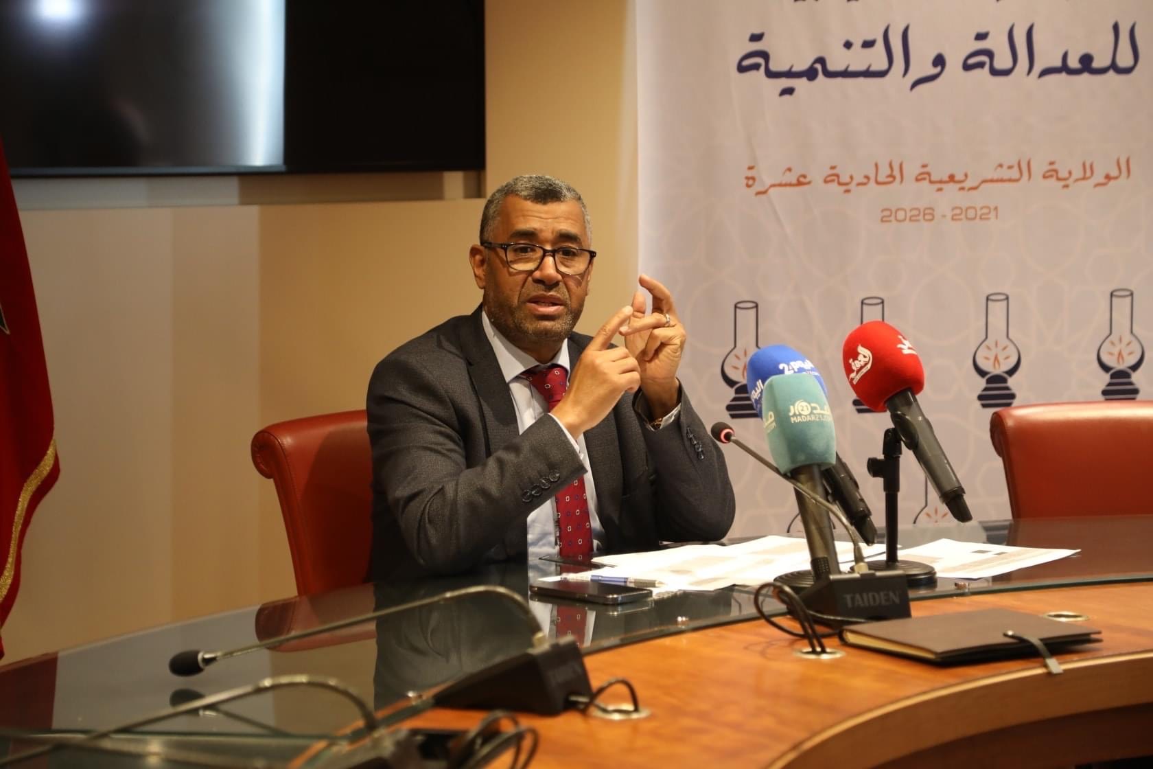  وصفهم ب"الالتراس" الغير مؤطرين.. بوانو يهاجم فريق "الحمامة" في مجلس النواب 