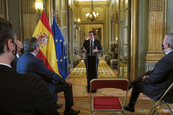 قبل يوم من مرافقته سانشيز إلى المغرب.. وزير الخارجية الإسباني يؤكد فتح ملف المياه الإقليمية للكناري مع بوريطة