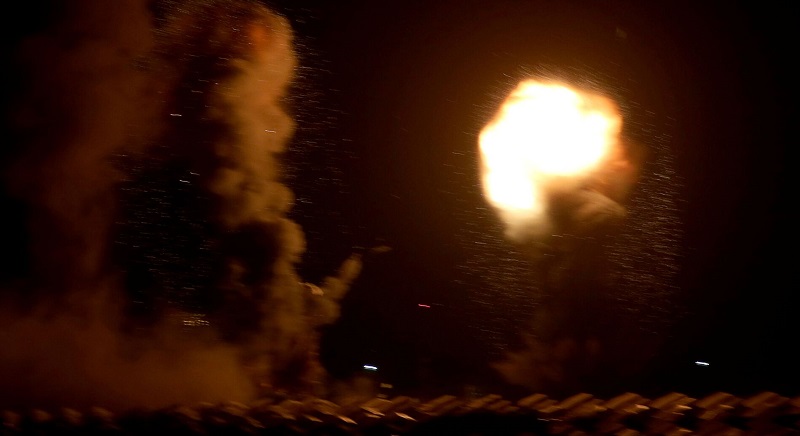  الطيران الحربي الإسرائيلي يقصف جنوب قطاع غزة 