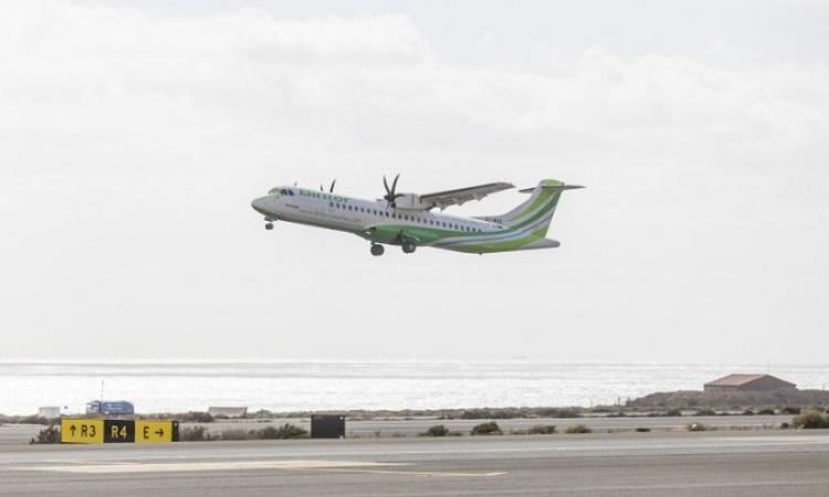 إطلاق خط جوي جديد بين كناريا الكبرى ومدينة كلميم