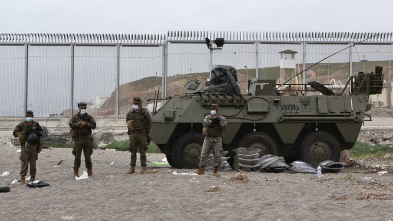  إسبانيا تقرر تمديد إغلاق معبري سبتة ومليلية 