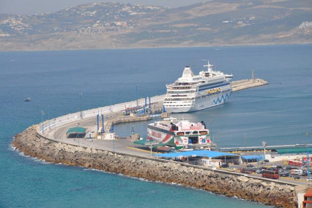 رسميا.. المغرب يعلن عن استئناف الرحلات البحرية مع إسبانيا غدا الثلاثاء