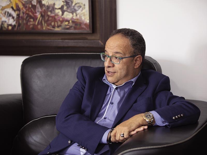 عزيز البدراوي.. الرجل العصامي من "حي التقدم" الذي يحلم بأن يصبح رئيسا للرجاء