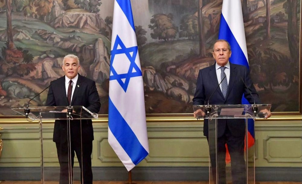 إسرائيل تطالب روسيا باعتذار رسمي بعد حديث وزير خارجيتها عن "الأصول اليهودية لهتلر"