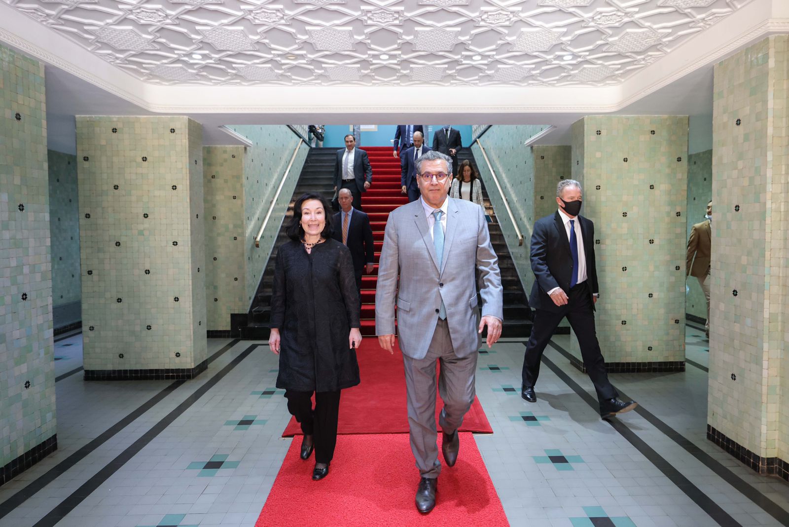 بعد فشله في "أليوتيس" عندما كان وزيرا.. أخنوش يقترض 350 مليون دولار من البنك الدولي من أجل "الاقتصاد الأزرق"