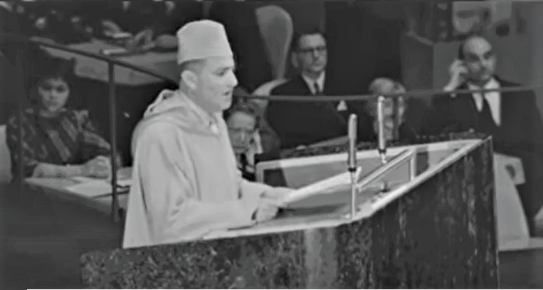  نيويورك سنة 1957.. عندما دافع محمد الخامس عن الجزائر في الأمم المتحدة وطالب باستقلالها عن فرنسا 