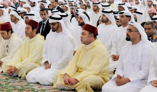  الملك محمد السادس يهاتف ولي عهد أبو ظبي بعد وفاة الشيخ خليفة ويأمر بالحداد الوطني 3 أيام 