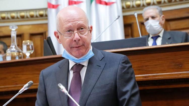  بعد قرارات متسرّعة ضد إسبانيا.. تبّون يقيل وزير المالية عبد الرحمن راوية 