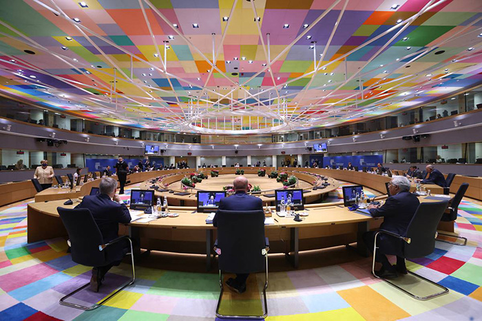  بعد أحداث مليلية.. الاتحاد الأوروبي يُعلن مساندته لإسبانيا والمغرب في التصدي للهجرة 