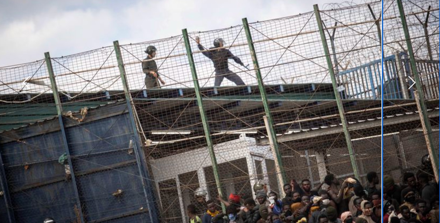  اختناق ودهس وسقوط من أعلى السياج.. هذا ما جرى خلال فاجعة مليلية التي أدت لوفاة 18 مهاجرا إفريقيا 