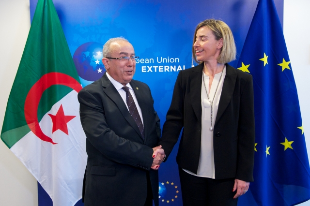  بسبب قرارها وقف المعاملات المالية بين البلدين.. الاتحاد الأوروبي يبدي استعداده لاتخاذ إجراءات ضد الجزائر دفاعا عن إسبانيا 