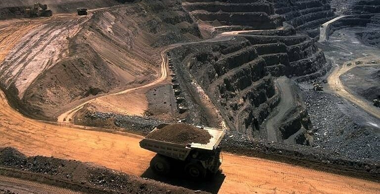 الجزائر تعيد قضية الصحراء الشرقية إلى الواجهة بتدشين منجم "غارة جبيلات" رغم وجود اتفاقية للاستغلال المشترك مع المغرب