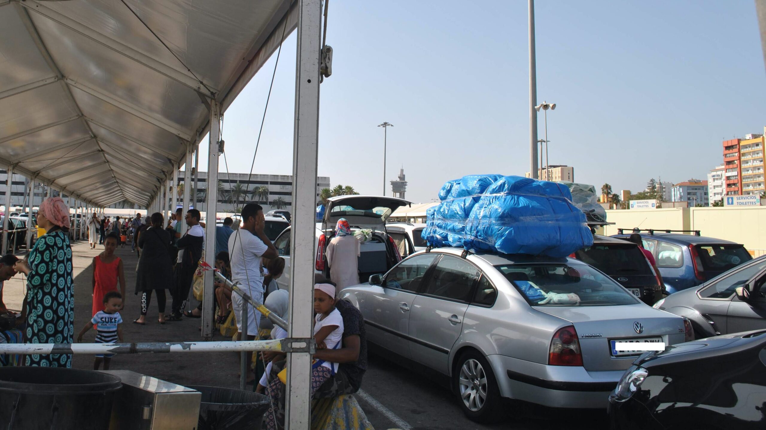 بـ 10 آلاف شخص في 24 ساعة.. سبتة تسجل رقما غير مسبوق في أعداد المسافرين المغاربة القادمين من الخارج