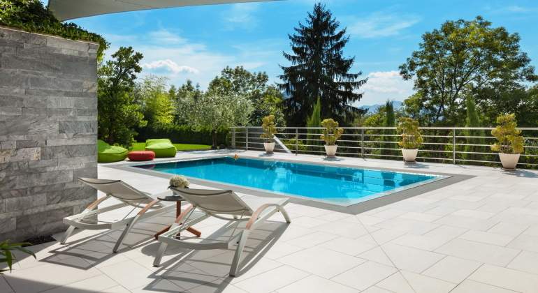 أترغب في شراء منزل في إسبانيا بكلفة لا تتجاوز 48 ألف أورو؟ إليك عرض لـ 1000 منزل للبيع بعضها بمسابح خاصة