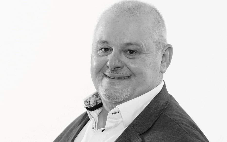 غموض يَلف سبب وفاة رئيس الاتحاد الفرنسي لرفع الأثقال وكما الأجسام بغرفة فندقه بالجزائر أثناء حضوره ألعاب البحر الأبيض المتوسط