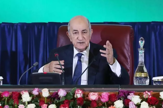 على خلفية الأزمة مع إسبانيا.. الرئيس الجزائري يُعين وزيرا جديدا للمالية