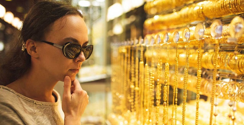 أسعار الذهب تسجل انخفاضاً جديداً