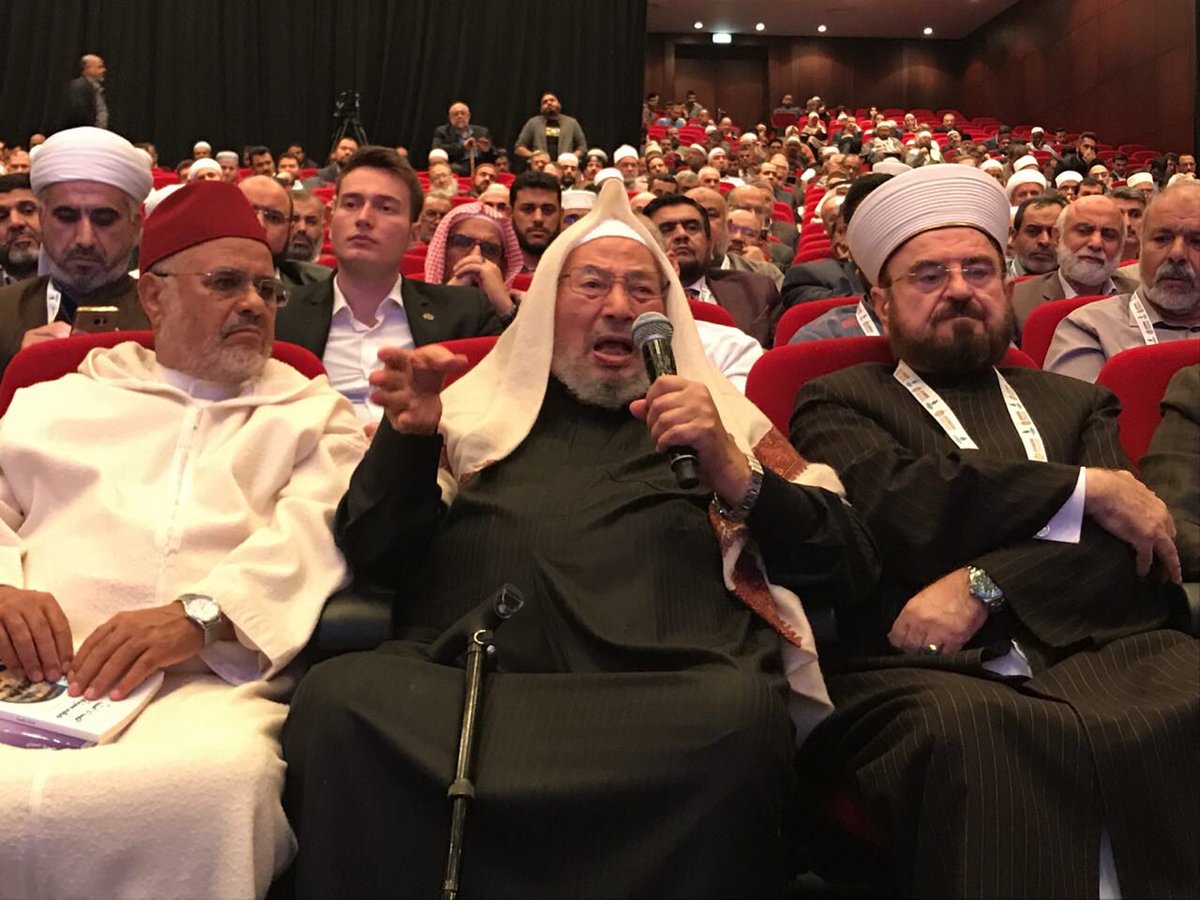  الجزائريون يجمدون عضويتهم في الاتحاد العالمي لعلماء المسلمين ويشترطون استقالة الريسوني أو اعتذاره للعودة 