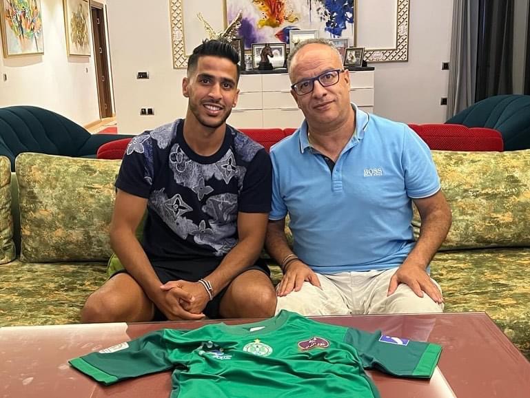 اتحادية الجزائر تتبنى ملف بنغيث.. وإدارة الرجاء متشبثة بقانونية التعاقد مع اللاعب