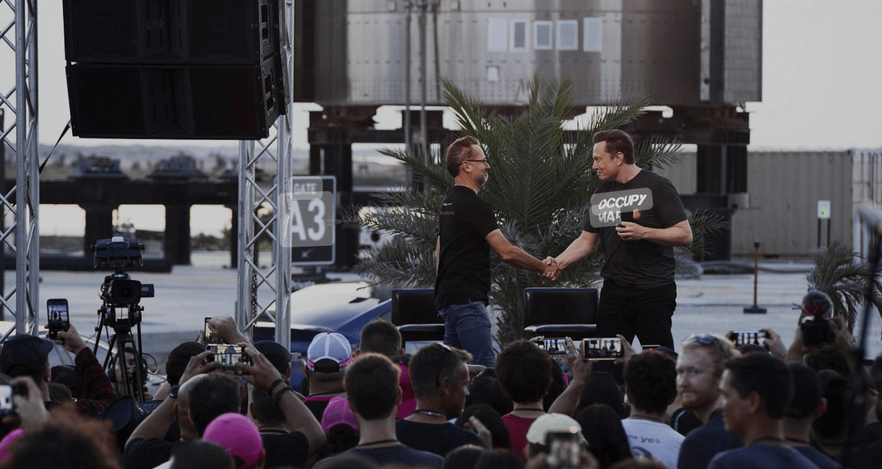  اتفاق بين "سبيس أكس" و"تي موبيل" لتوفير التغطية الخلوية في كل بقاع العالم&nbsp; 