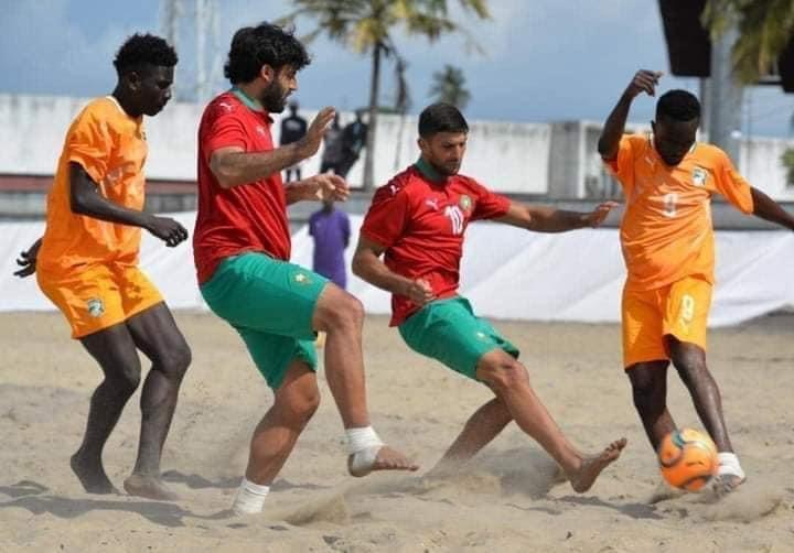 تأهل المنتخب المغربي إلى "كان" الكرة الشاطئية "موقوف التنفيذ" بسبب جدل تحكيمي في المعمورة