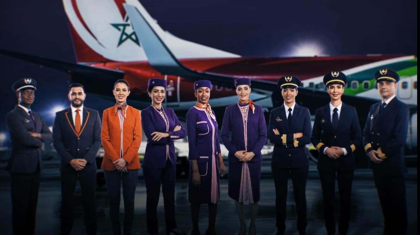  الخطوط الملكية المغربية تكشف عن الزي الجديد لطواقمها.. ومديرها يتعهد بمزيد من الجودة والراحة والقرب 