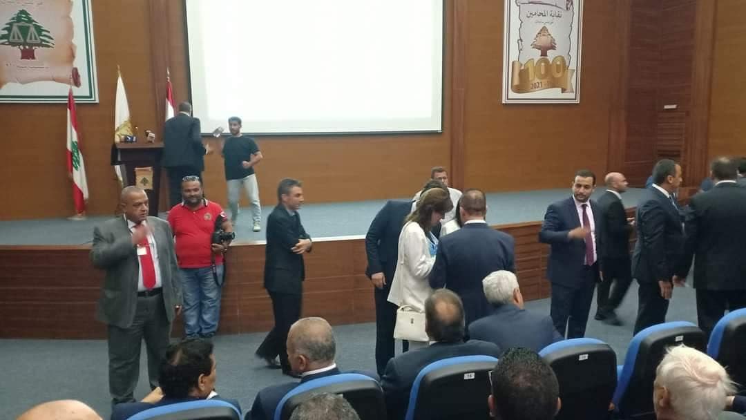  إشارة من القاهرة للرباط.. الوفد الجزائري ينسحب من اجتماع اتحاد المحامين العرب بعد إعلان النقيب المصري دعم مغربية الصحراء 