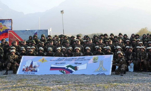 روسيا تُعلن أن المناورات العسكرية المقبلة مع الجيش الجزائري قرب الحدود المغربية لا تستهدف "أطرافا ثالثة"