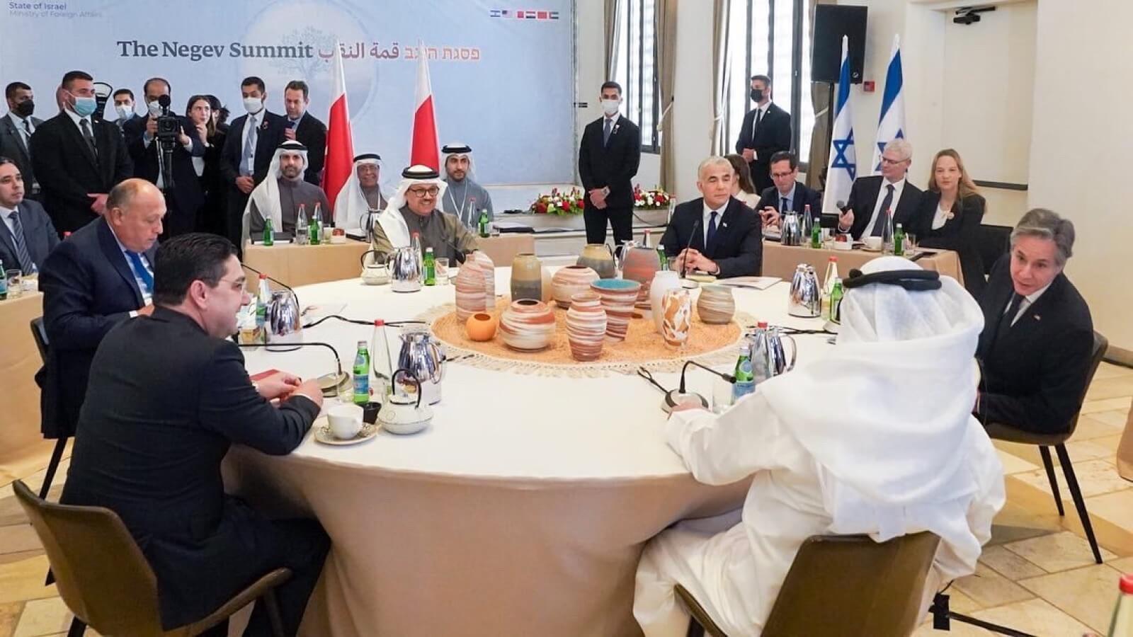 أعلن دعمه لحل الدولتين.. رئيس الوزراء الإسرائيلي يتحدث عن قمة النقب التي جمعته ببوريطة أمام الأمم المتحدة