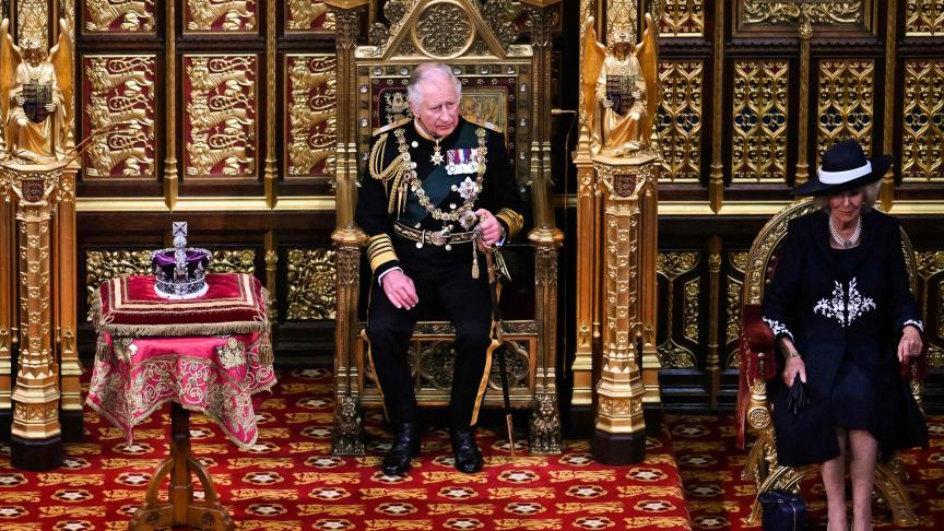 تشارلز الثالث ملكا رسميا لبريطانيا بعد يومين على وفاة إليزابيث الثانية