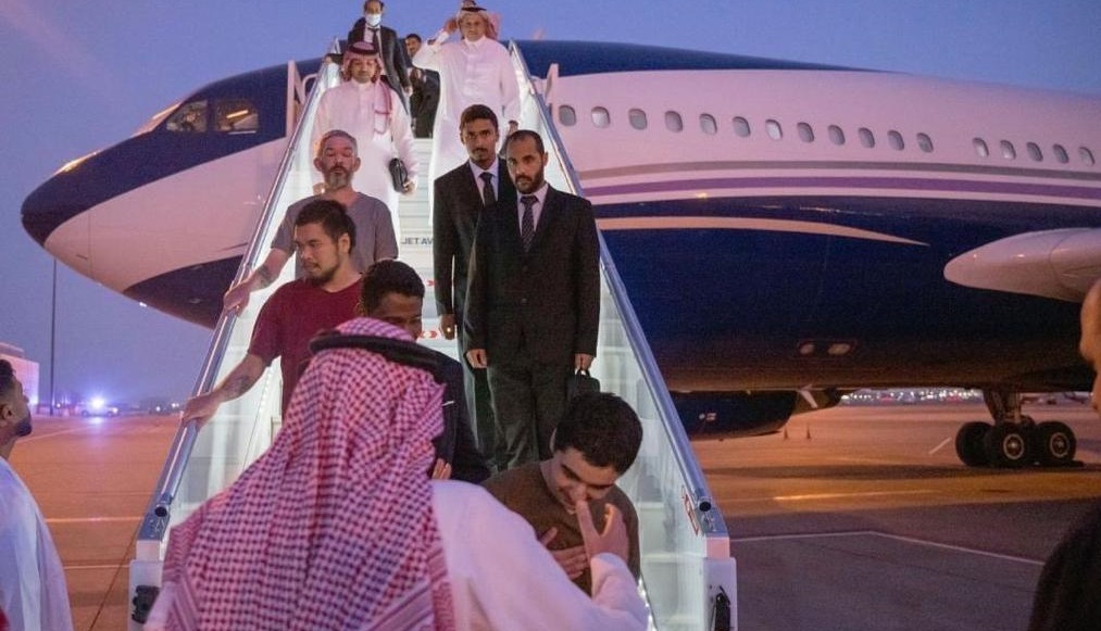 بوساطة من ولي العهد السعودي.. روسيا تُفرج عن الشاب المغربي إبراهيم سعدون وتنقله إلى الرياض