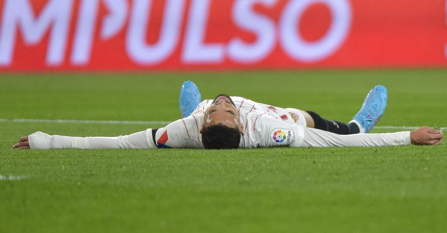  الركراكي في إسبانيا من أجل الاطمئنان على النصيري والزلزولي قبل "المونديال" 