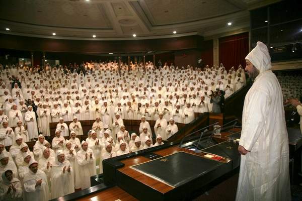  إذا كان الملك لا يثق في السياسيين فماذا بقي للشعب؟ 