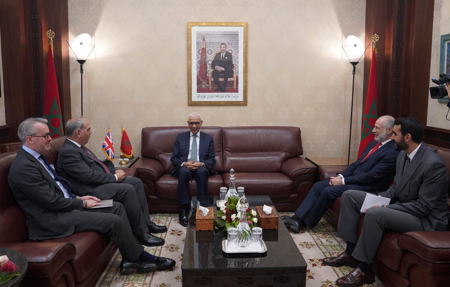  رئيس مجلس النواب يتباحث مع وفد برلماني بريطاني 