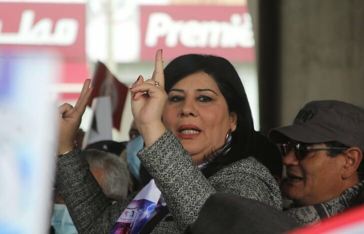 تونس.. رئيسة حزب معارض تواجه تهما جديدة في السجن