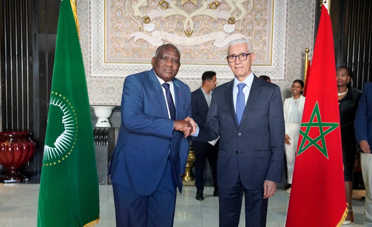  رئيس مجلس النواب يجري مباحثات مع رئيس المحكمة الإدارية للاتحاد الإفريقي 