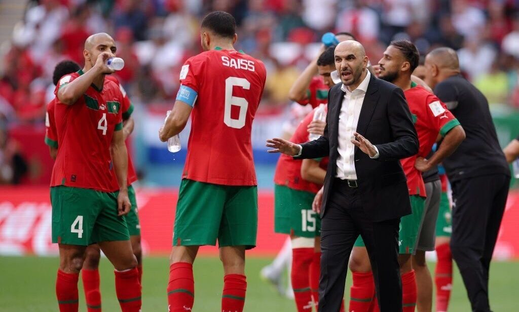  خطط الركراكي لتجنب سيناريو "مونديال 98".. اللعب من أجل الفوز أو تجنب الخسارة أمام "الشياطين الحُمر" 