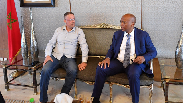  موتسبي يدعم فكرة المغرب للترشح إلى "كان 2025" في منافسته مع الملف الجزائري 