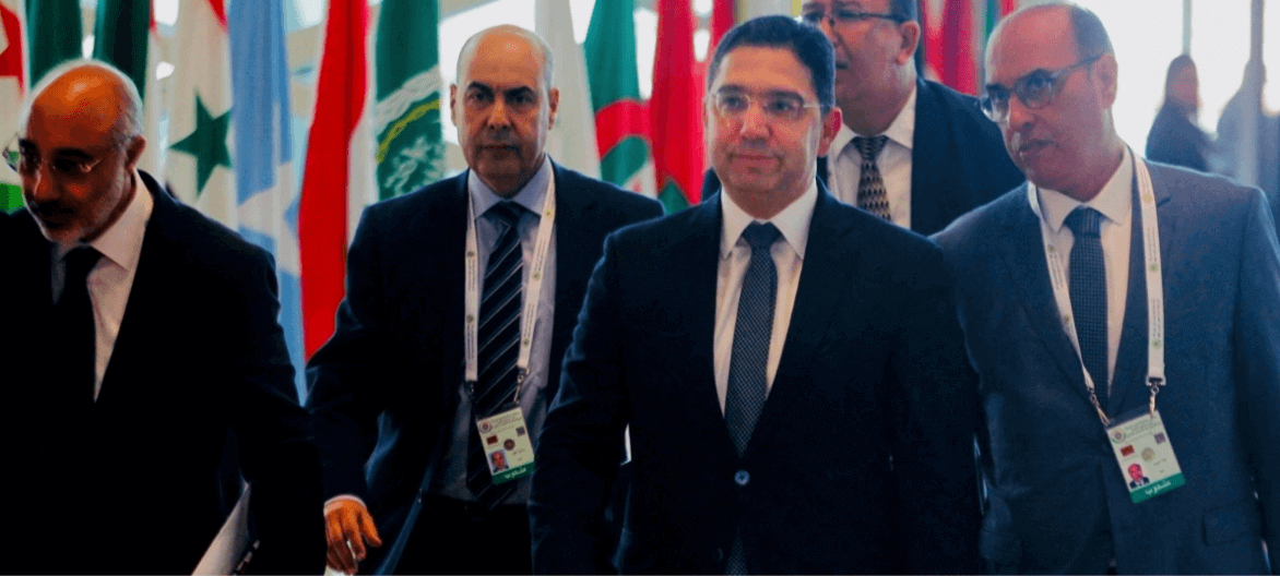 خاص - الأمن الجزائري يمنع صحافيي وكالة الأنباء الفرنسية والإسبانية ومراسل elpais من ولوج إقامة وزير الخارجية المغربي لإجراء لقاءات صحافية