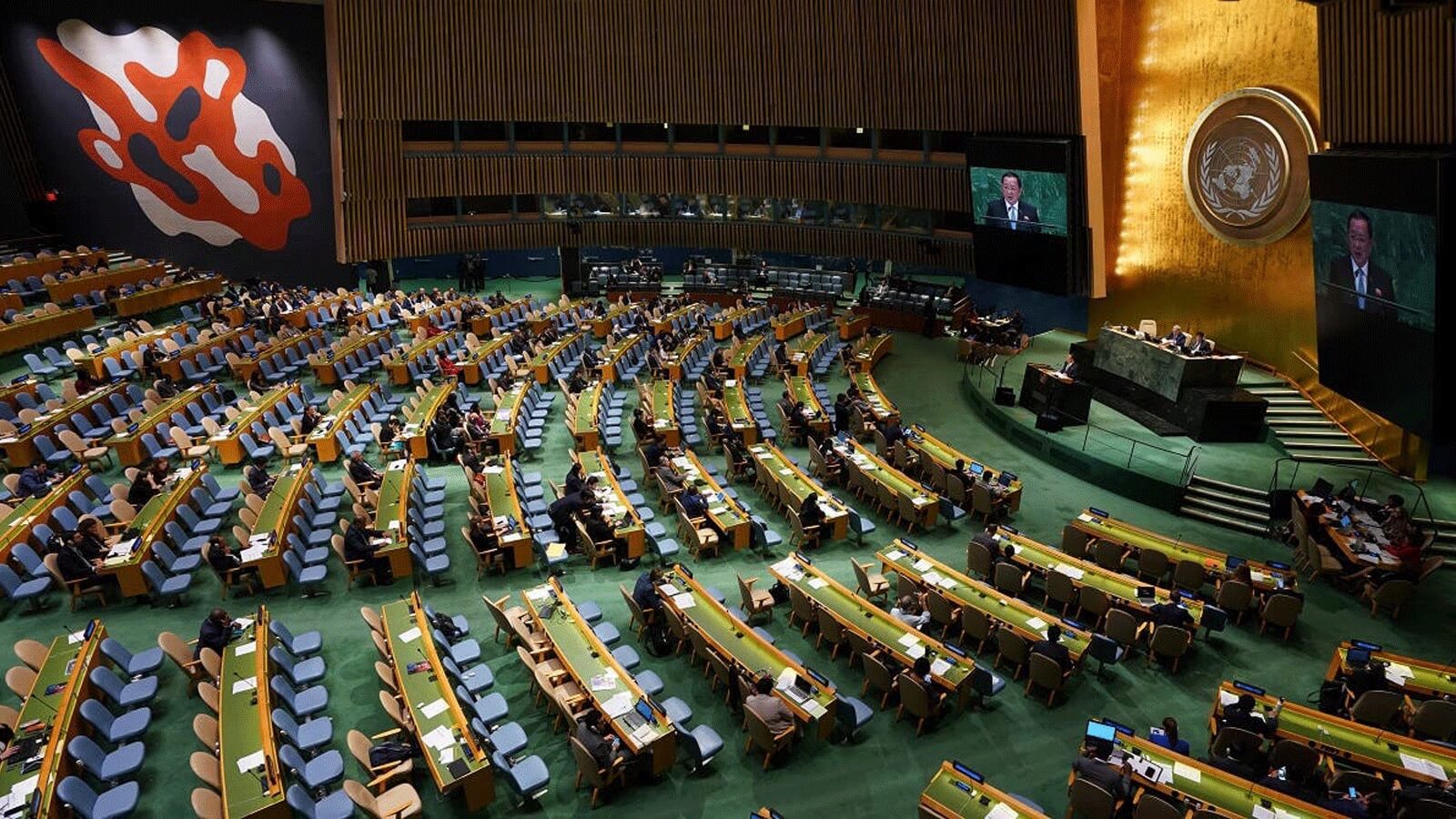  بسبب أنشطتها غير القانونية في الأراضي الفلسطينية.. المغرب يُصوّت في الأمم المتحدة على قرار ضد إسرائيل 