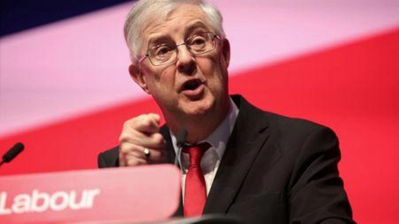 رئيس وزراء ويلز يطلب من رئيس الفيفا أن "يصمت"