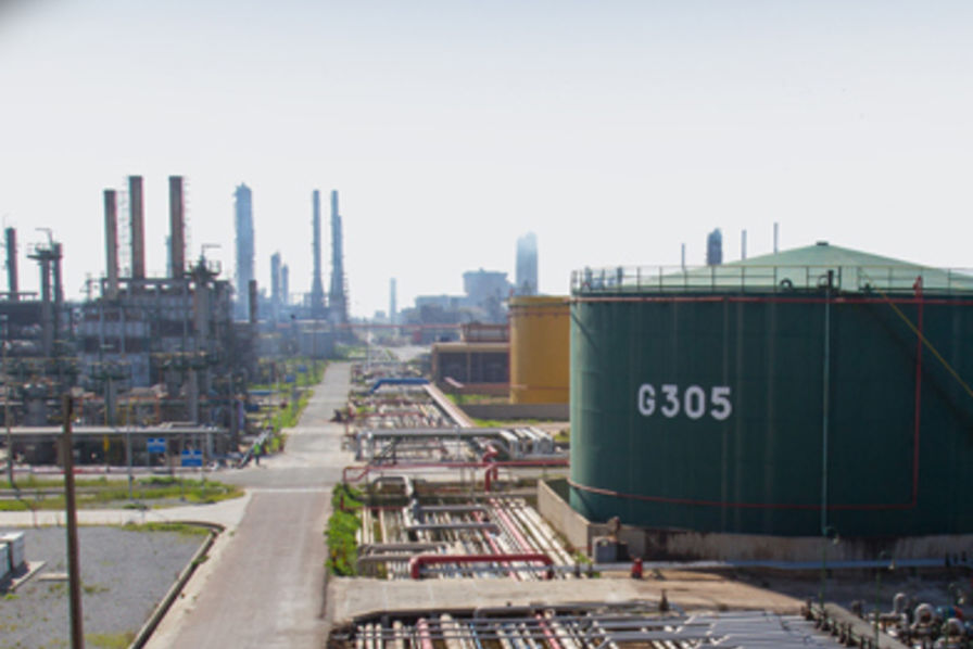 هل تعيدها الدولة إلى حضنها؟.. المحكمة التجارية بالرباط تحدد موعد بيع "لاسامير" في إطار التصفية القضائية