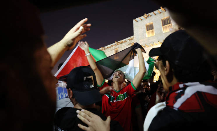  فاينانشال تايمز: أداء أسود الأطلس منح مغاربة المهجر فرصة للاحتفاء بجذورهم 