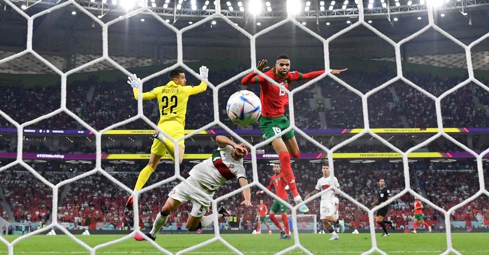 النصيري يصنع مجد "الأسود" في كأس العالم بقطر.. بعد رأسية إسبانيا جاءت رأسية البرتغال