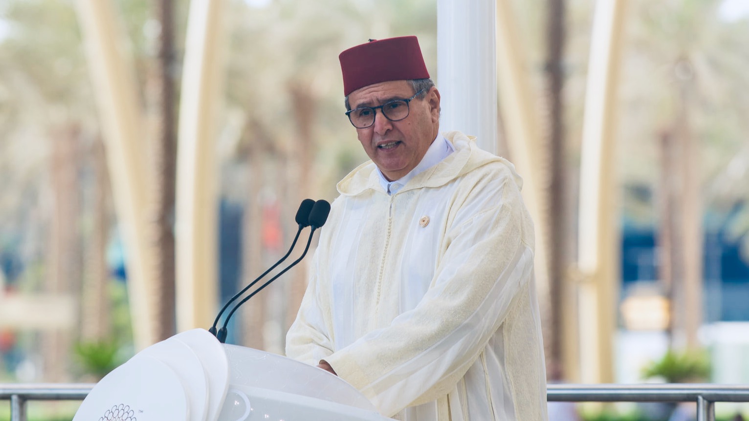  نائب فرنسي يتهم عزيز أخنوش بالرشوة.. والأخير يعتبر ذلك بـ"الاتهامات الكاذبة التي تعكس حقدا دفينا"، ويرفع عليه دعوى قضائية في باريس 