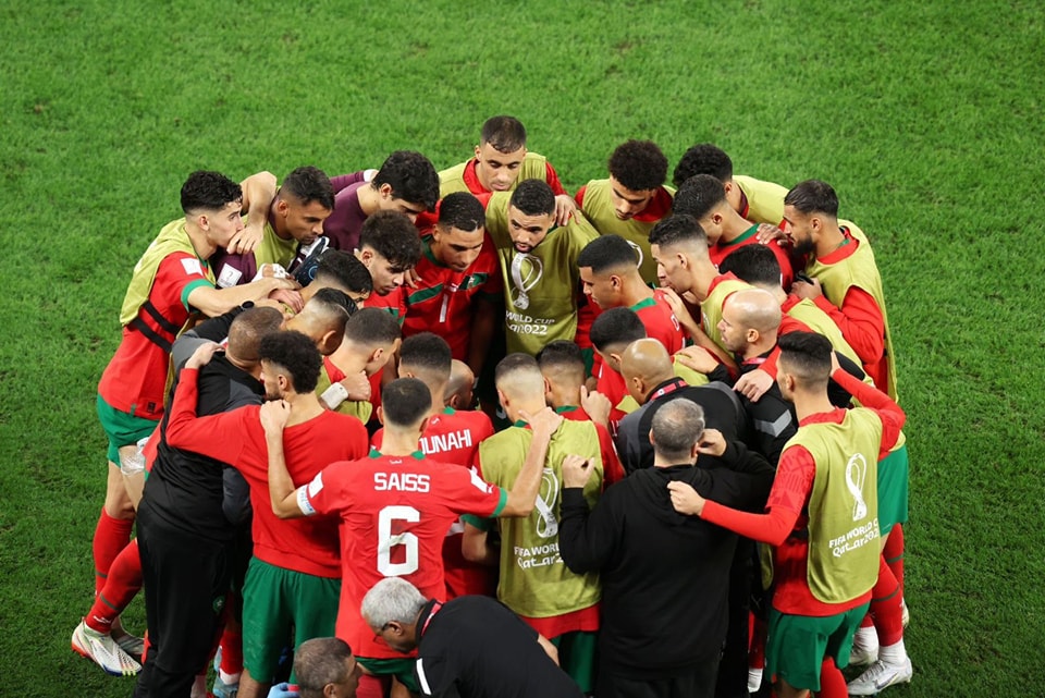  تشكيلة المنتخب المغربي ضد المنتخب الفرنسي في نصف نهائي كأس العالم 