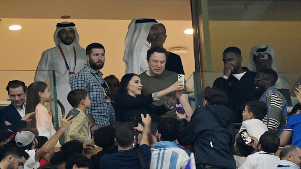 إيلون ماسك يسخر من فرنسا بعد هزيمتها في كأس العالم: ليس لديها الطاقة ويجب أن تكون روسيا الملامة